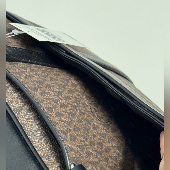 MICHAEL KORS COMMUTER BRIEFCASE BAGS - Picture 8 of 9